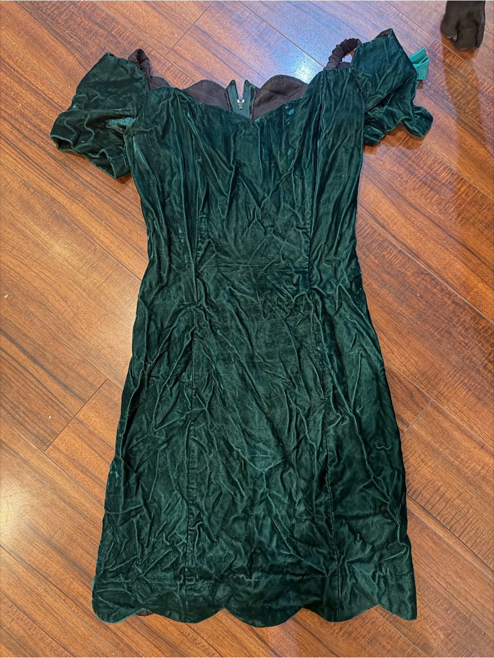 Vintage 90s Rampage Forest Green Crushed Velvet Off-Shoulder Mini Dress